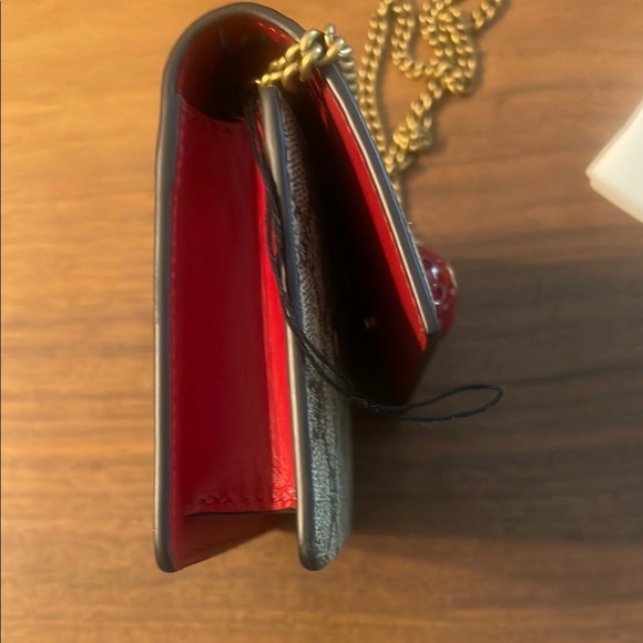 Gucci Cherries Mini Wallet on Chain - Picture 5 of 9